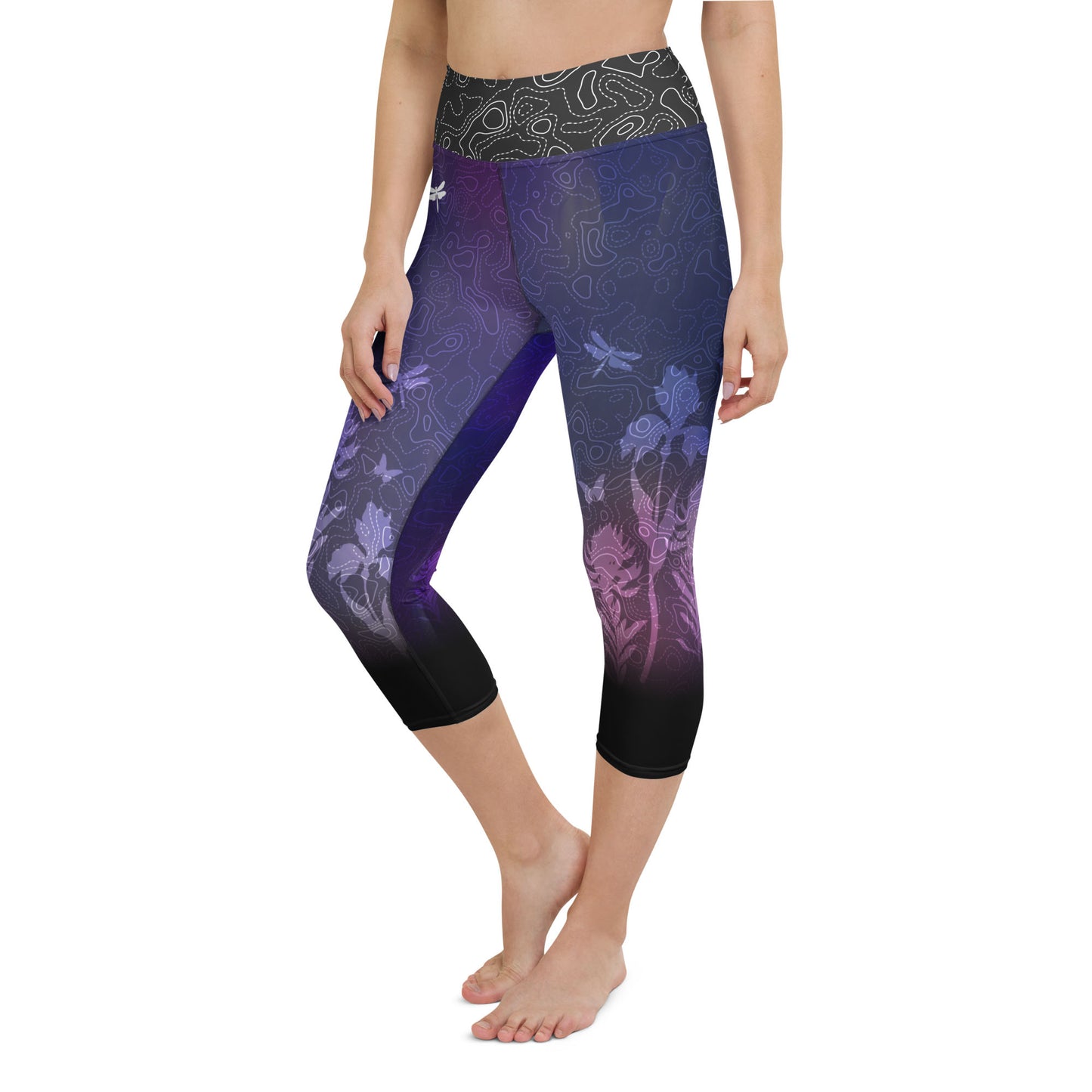 Monthly Escape x July 2023 - Yoga Capri Leggings