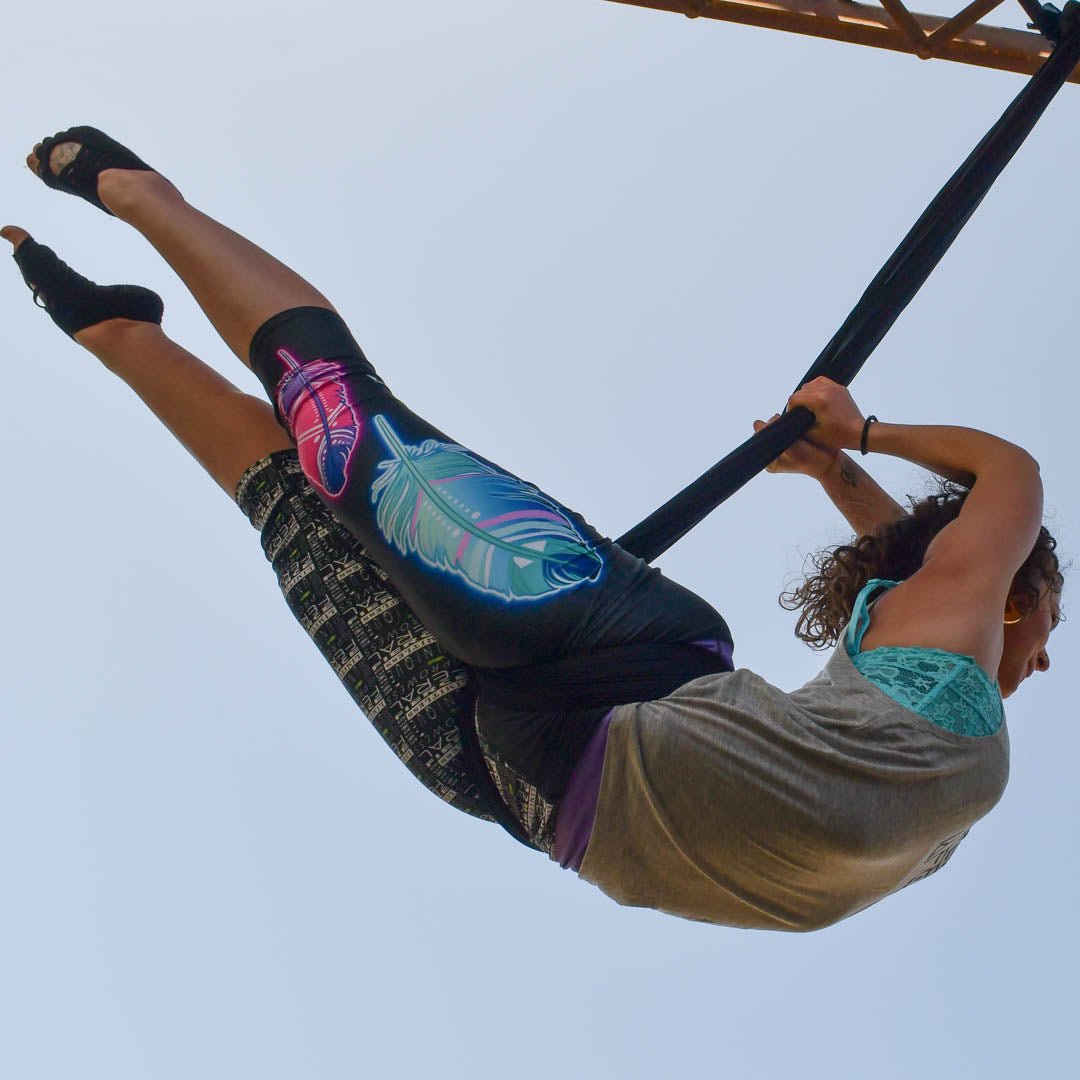 Glow Feral Soul - Capris