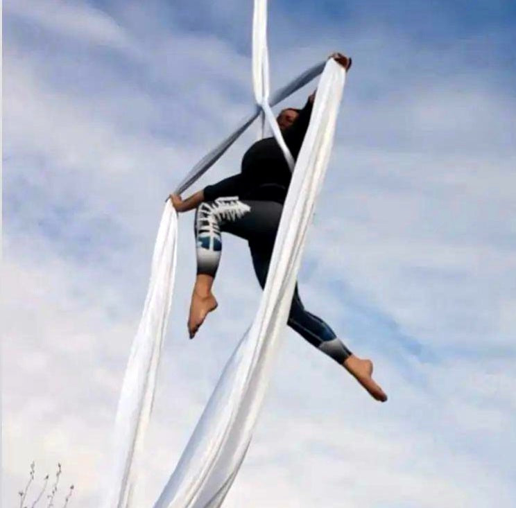 SnowVember Deer - Leggings