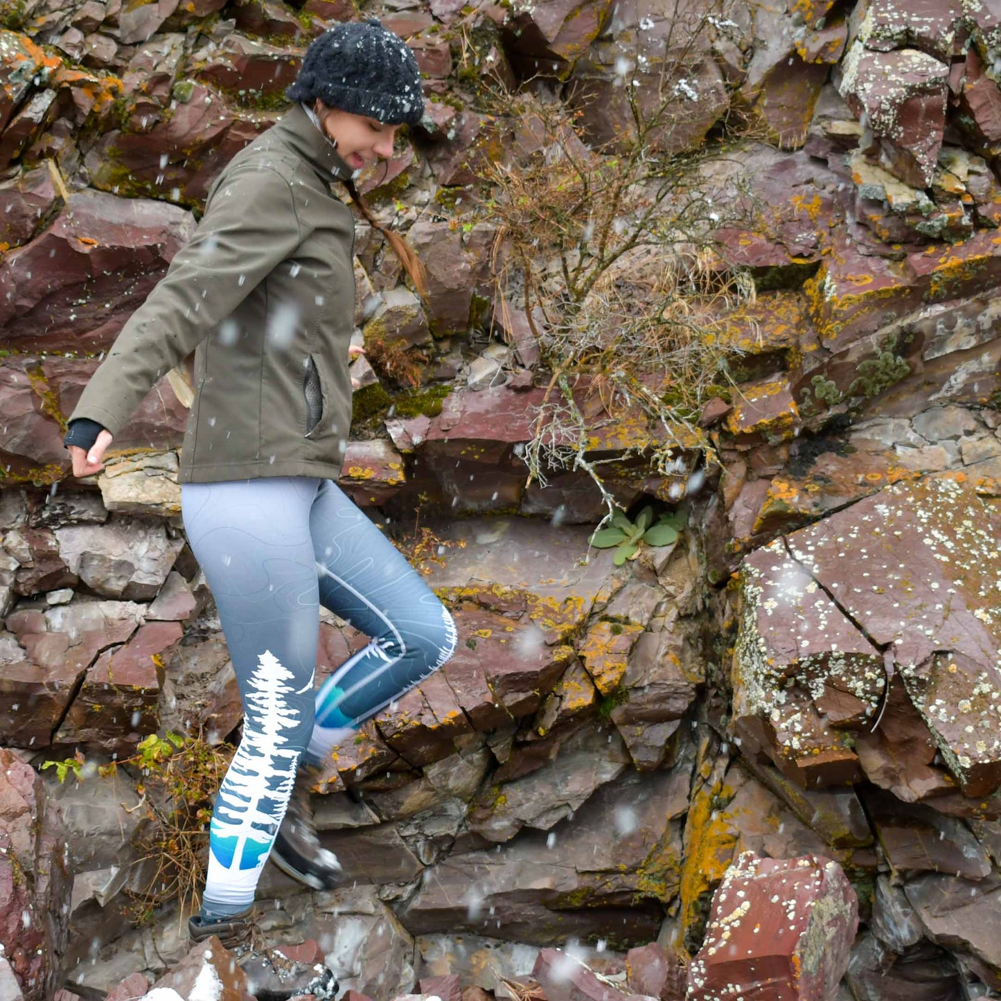 SnowVember Deer - Leggings