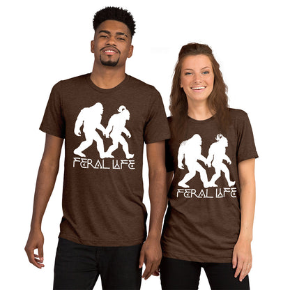 Bigfoot Couple - T-Shirt